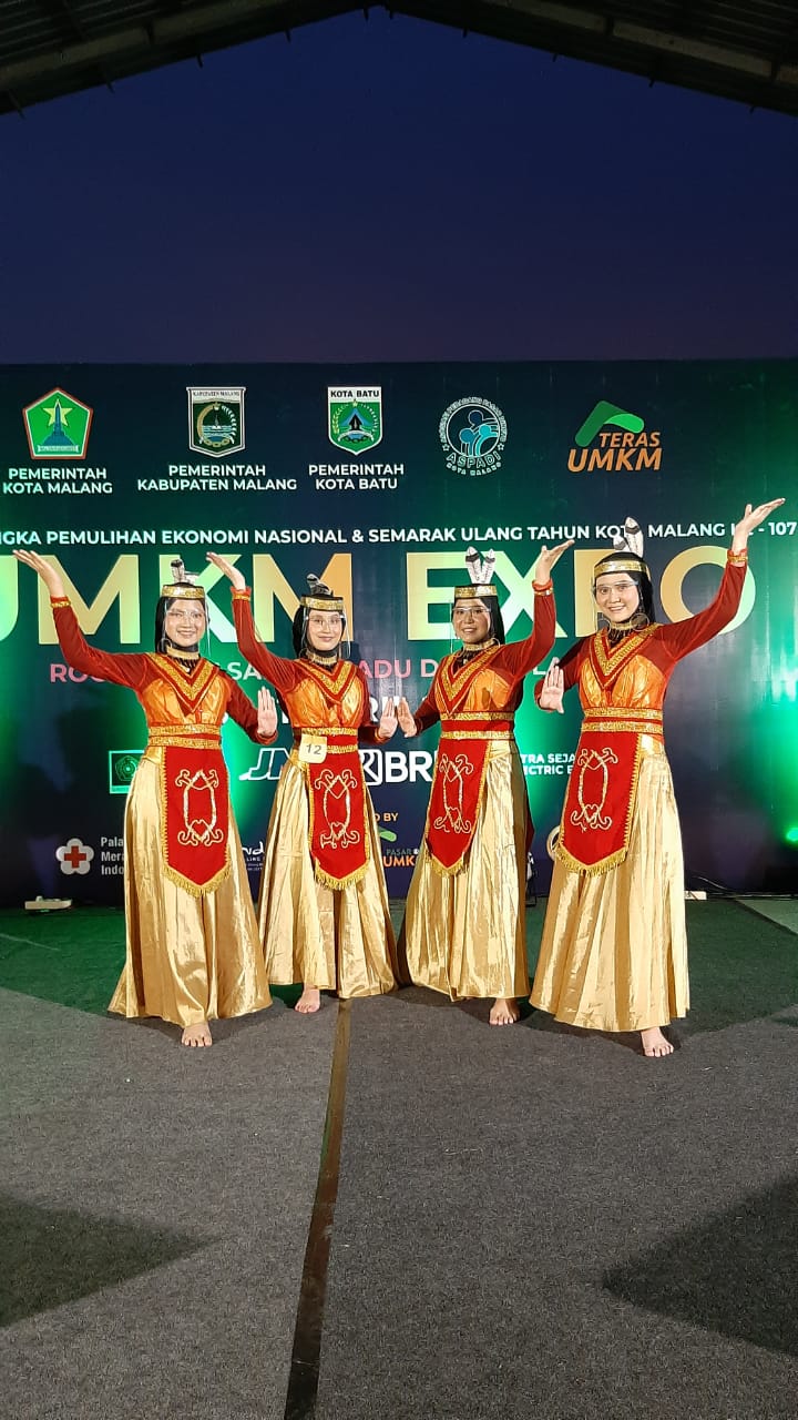 Tim Tari Tradisional Sumringah MAN 2 Kota Malang Raih Prestasi MAN