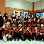 Arif Kusuma Firdaus dan Nadia Alfi Syarifah bersama 17 Para pelajar dari berbagai Sekolah di Indonesia