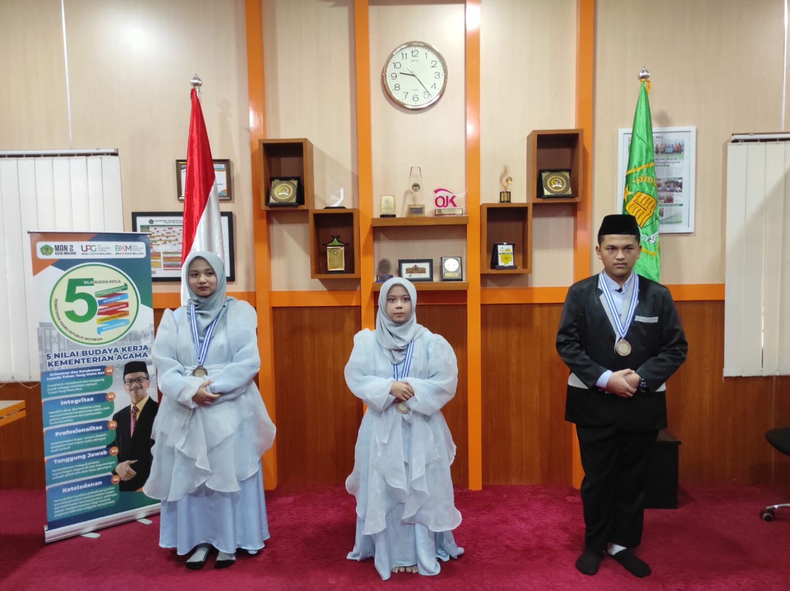 MIMBAR TV ADAKAN TALKSHOW PROGRAM GERBANG MADRASAH DI MAN 2 KOTA MALANG ...