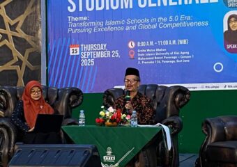 Dr. Samsudin Paparkan Strategi Sekolah Islam Unggul di Era 5.0 pada Studium Generale UIN Ponorogo