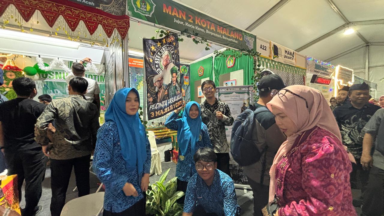MAN 2 Kota Malang Perkuat Kiprah Riset dengan Tiga Science Booth di ...